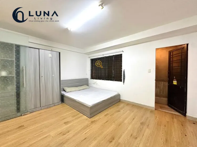 CĂN HỘ DỊCH VỤ FULL NỘI THẤT MÁY GIẶT RIÊNG CÓ CỬA SỔ
