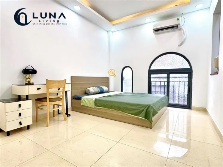 PHÒNG FULL NỘI THẤT CÓ CỬA SỔ
