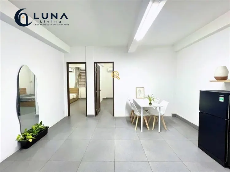 CĂN HỘ DỊCH VỤ FULL NỘI THẤT CÓ CỬA SỔ