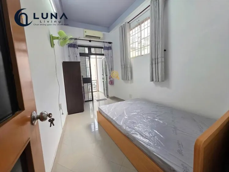 PHÒNG FULL NỘI THẤT MÁY GIẶT RIÊNG CÓ BAN CÔNG