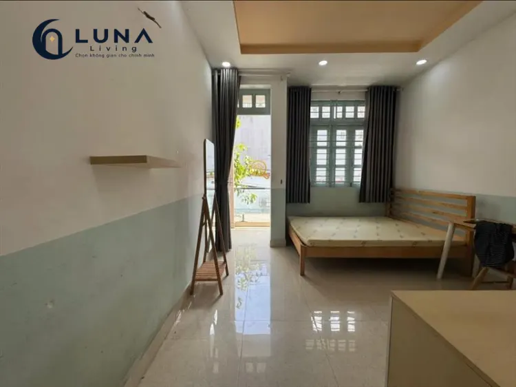 PHÒNG FULL NỘI THẤT CÓ BAN CÔNG