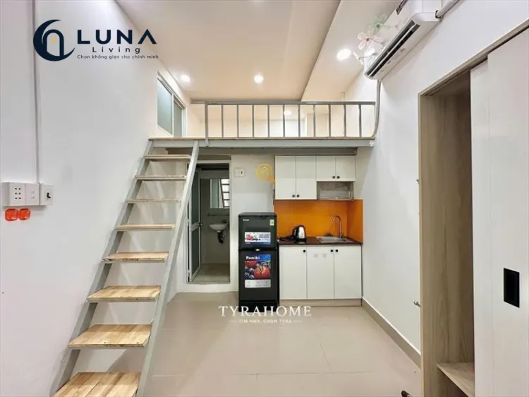 PHÒNG FULL NỘI THẤT MÁY GIẶT RIÊNG CÓ CỬA SỔ