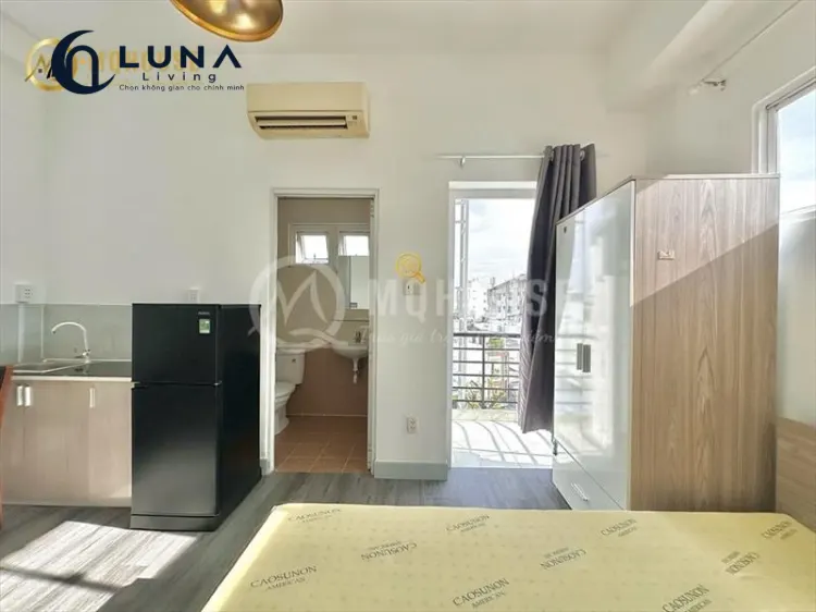 PHÒNG FULL NỘI THẤT CÓ BAN CÔNG