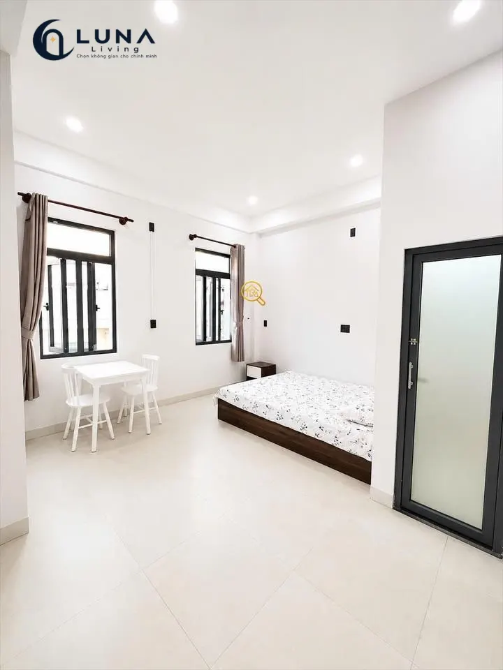 PHÒNG FULL NỘI THẤT CÓ CỬA SỔ
