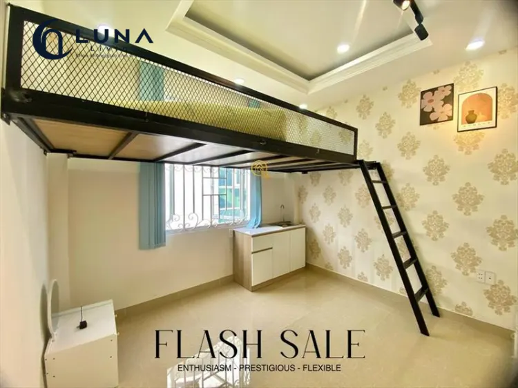 PHÒNG FULL NỘI THẤT CÓ CỬA SỔ