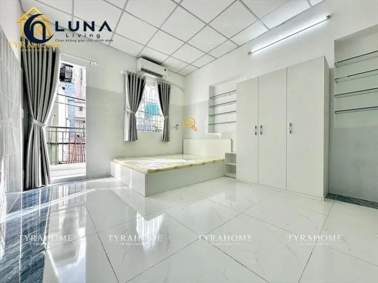 PHÒNG FULL NỘI THẤT CÓ BAN CÔNG