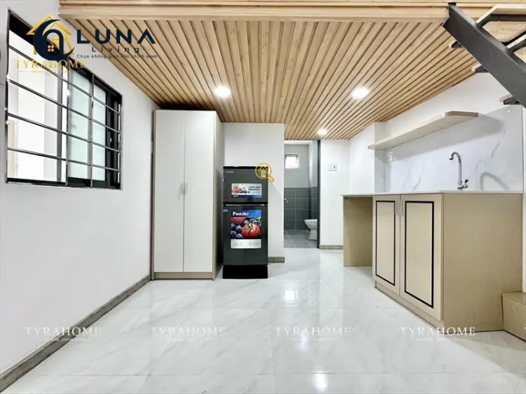 PHÒNG FULL NỘI THẤT CÓ CỬA SỔ