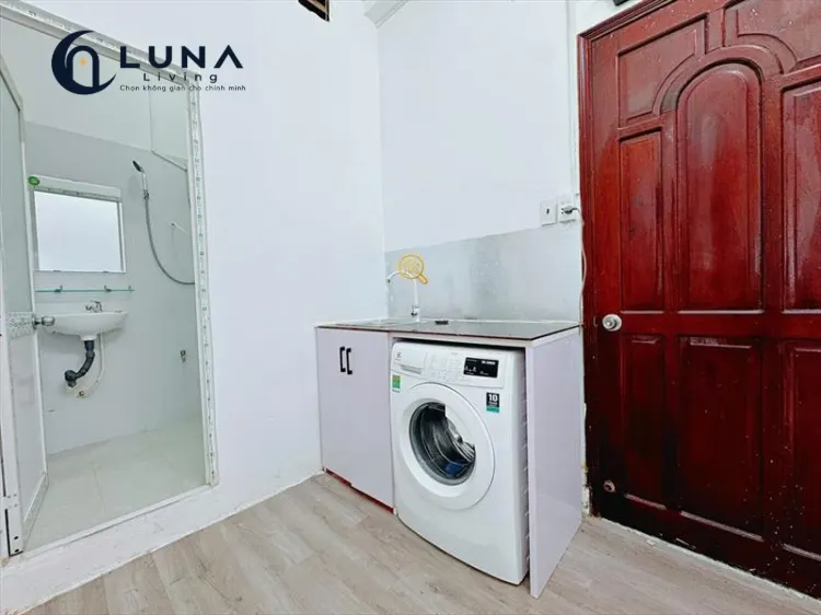 PHÒNG FULL NỘI THẤT MÁY GIẶT RIÊNG CÓ BAN CÔNG