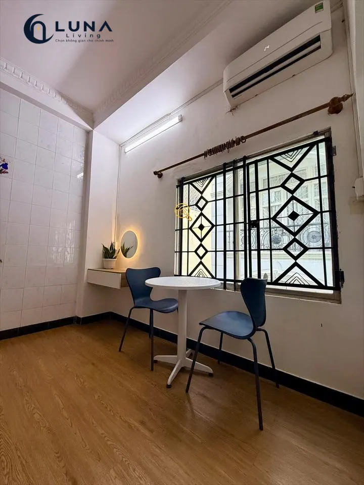 PHÒNG FULL NỘI THẤT CÓ CỬA SỔ