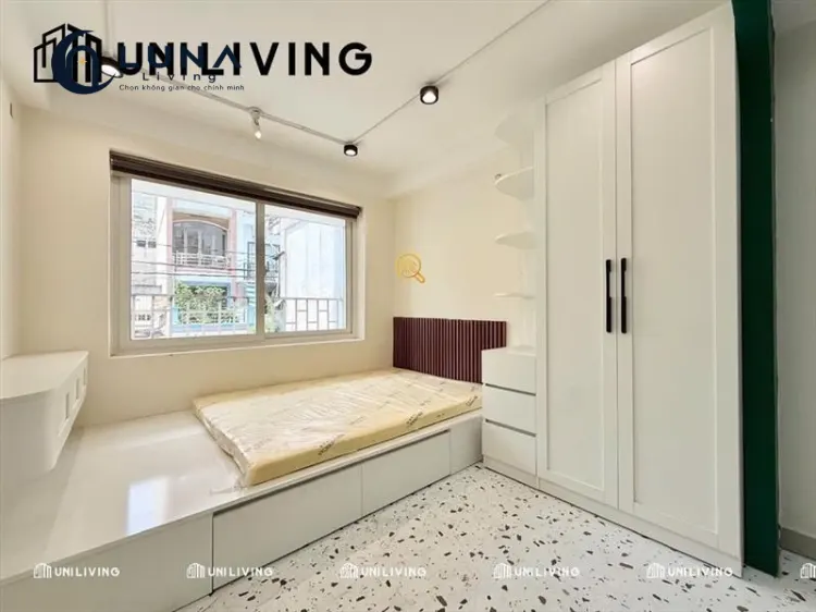 PHÒNG FULL NỘI THẤT CÓ CỬA SỔ