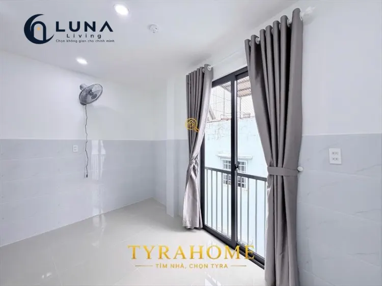 PHÒNG FULL NỘI THẤT CÓ CỬA SỔ