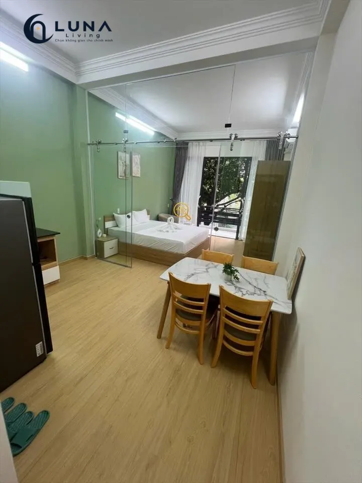 CĂN HỘ DỊCH VỤ FULL NỘI THẤT CÓ BAN CÔNG