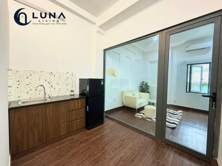 PHÒNG FULL NỘI THẤT CÓ CỬA SỔ