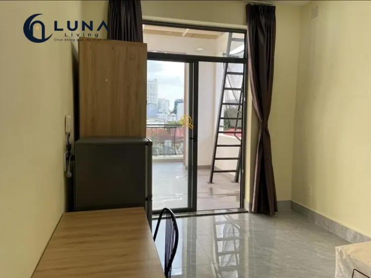 PHÒNG FULL NỘI THẤT CÓ BAN CÔNG