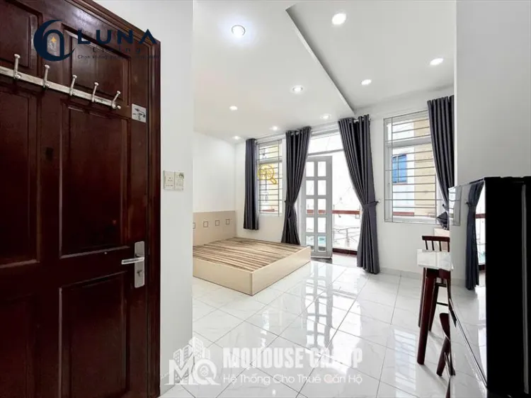 PHÒNG FULL NỘI THẤT CÓ BAN CÔNG