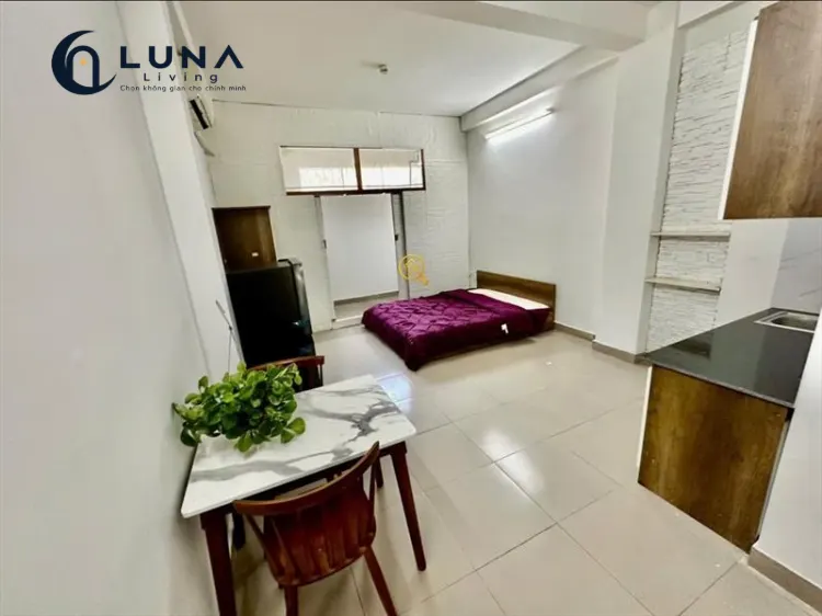 PHÒNG FULL NỘI THẤT MÁY GIẶT RIÊNG CÓ CỬA SỔ