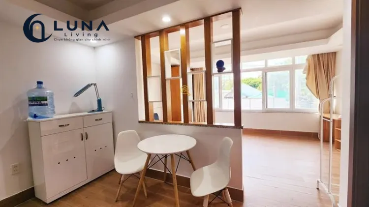 CĂN HỘ DỊCH VỤ FULL NỘI THẤT CÓ CỬA SỔ