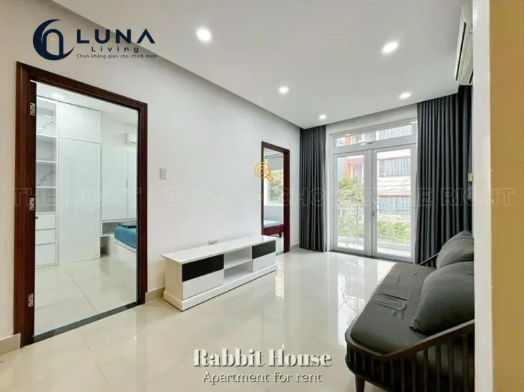CĂN HỘ DỊCH VỤ FULL NỘI THẤT MÁY GIẶT RIÊNG CÓ BAN CÔNG