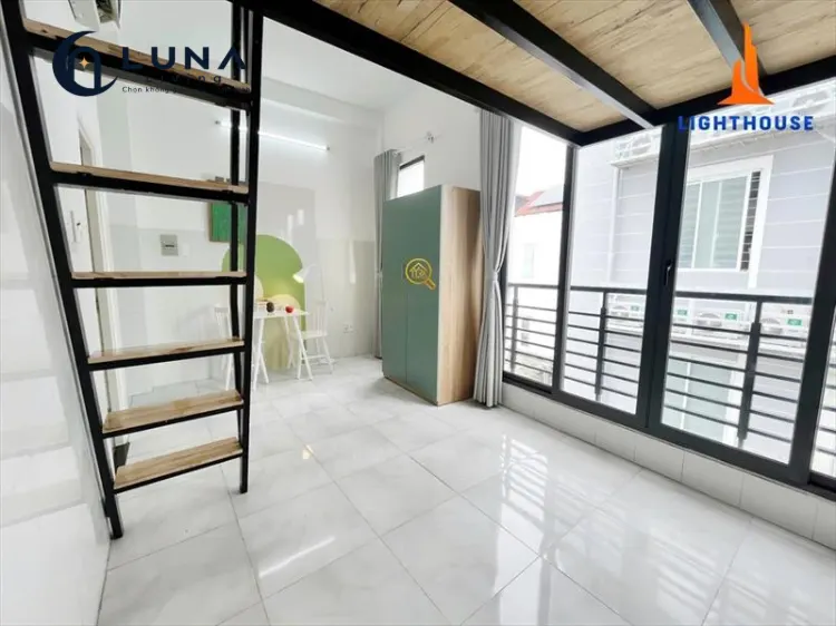 PHÒNG FULL NỘI THẤT CÓ CỬA SỔ