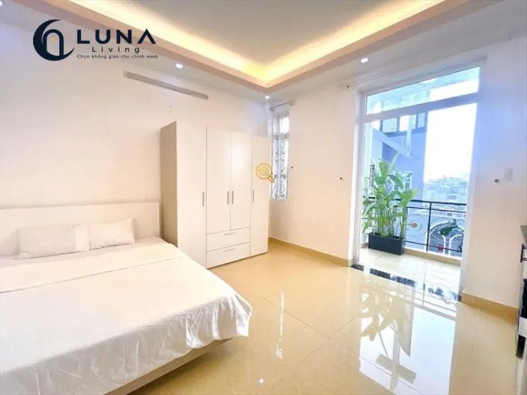 PHÒNG FULL NỘI THẤT CÓ BAN CÔNG
