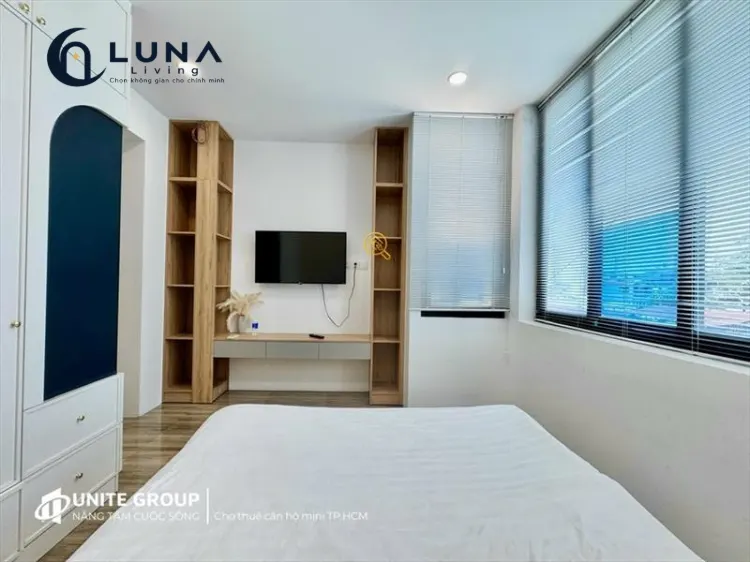 CĂN HỘ DỊCH VỤ FULL NỘI THẤT MÁY GIẶT RIÊNG CÓ CỬA SỔ