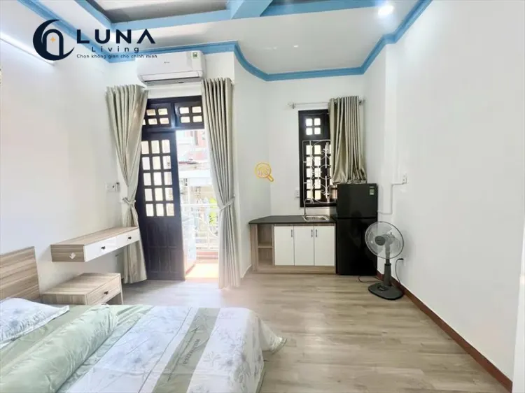 PHÒNG FULL NỘI THẤT CÓ BAN CÔNG