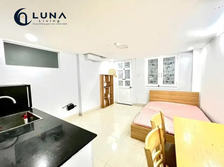 PHÒNG FULL NỘI THẤT CÓ CỬA SỔ