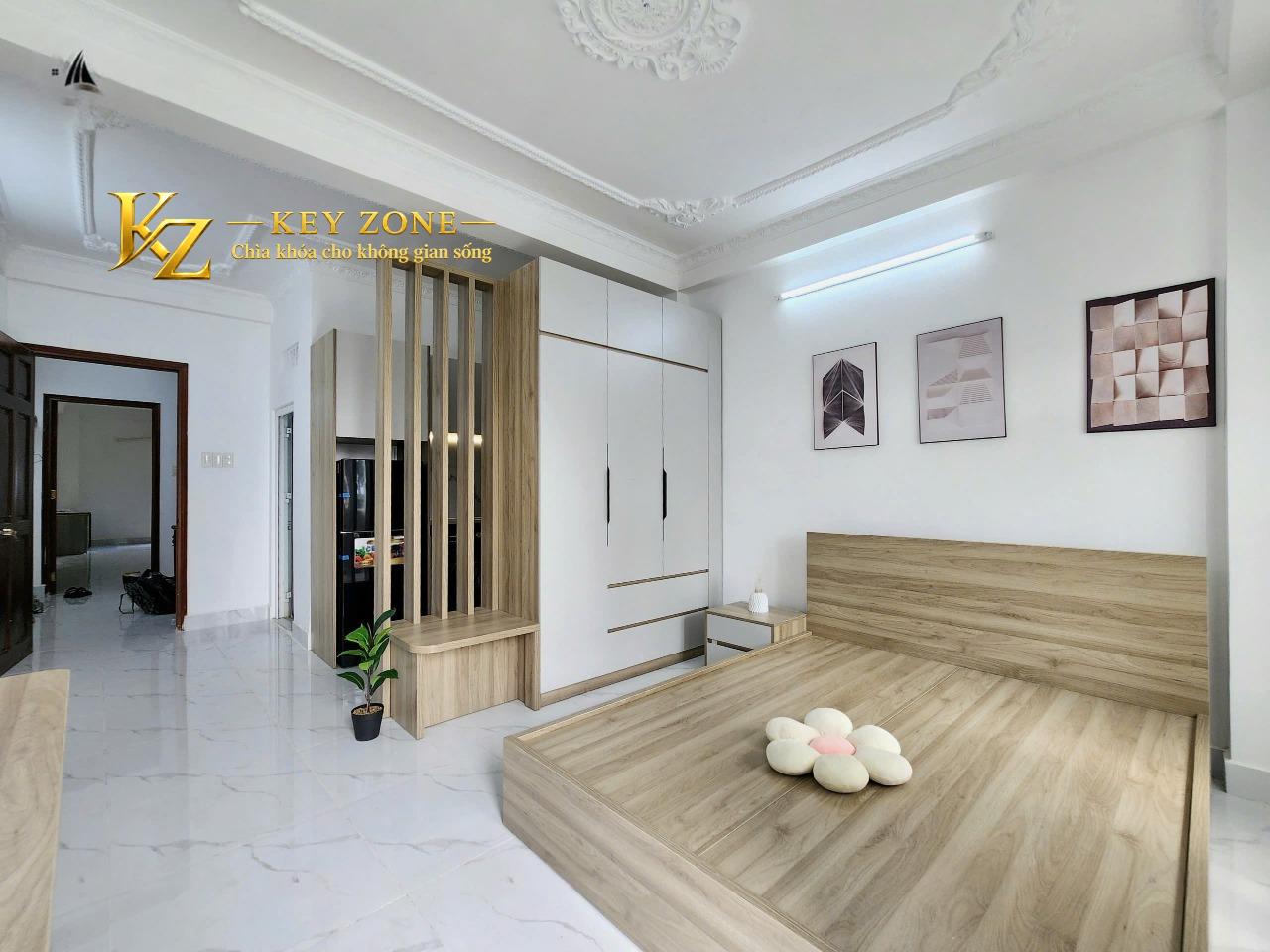 STUDIO TÁCH BẾP FULL NỘI THẤT CÓ BAN CÔNG