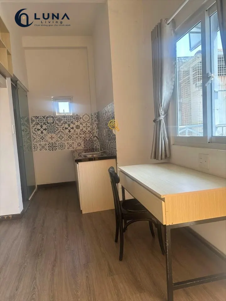 PHÒNG FULL NỘI THẤT CÓ CỬA SỔ