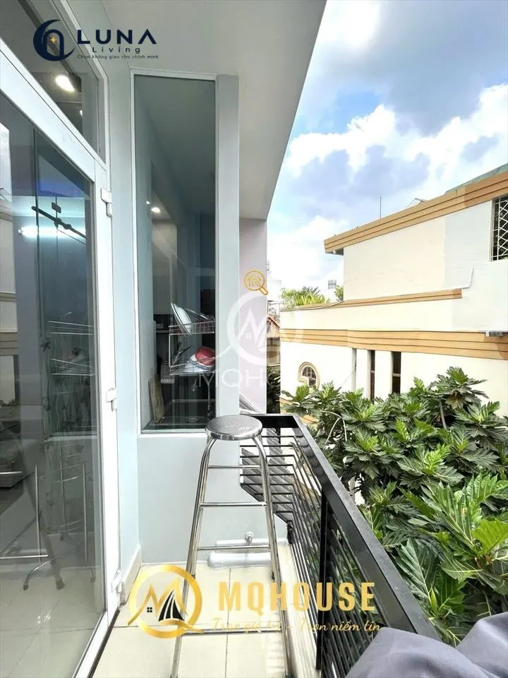 CĂN HỘ DỊCH VỤ FULL NỘI THẤT MÁY GIẶT RIÊNG CÓ BAN CÔNG