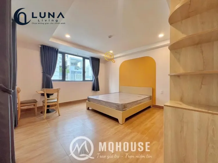 CĂN HỘ DỊCH VỤ FULL NỘI THẤT MÁY GIẶT RIÊNG CÓ BAN CÔNG