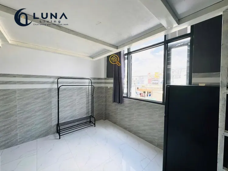 PHÒNG FULL NỘI THẤT CÓ CỬA SỔ