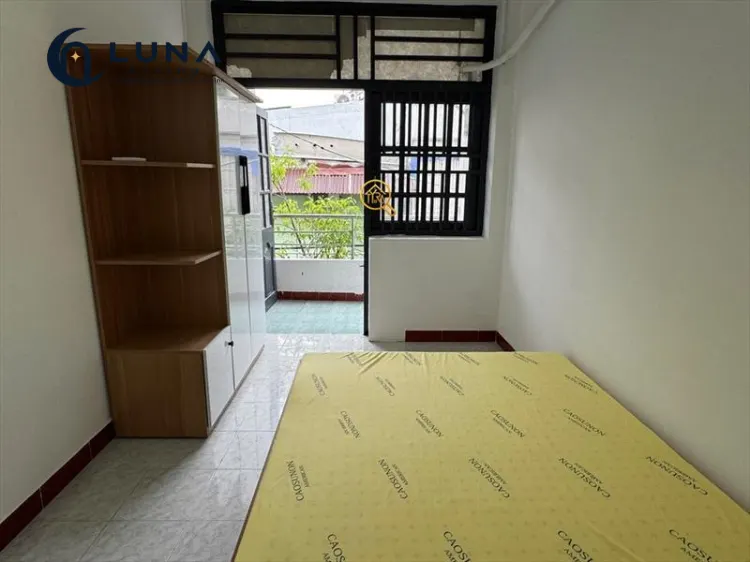 PHÒNG FULL NỘI THẤT CÓ BAN CÔNG