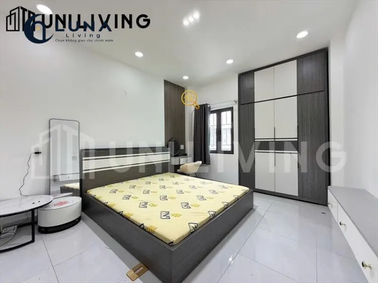 PHÒNG FULL NỘI THẤT CÓ CỬA SỔ