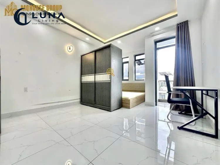 PHÒNG FULL NỘI THẤT CÓ BAN CÔNG