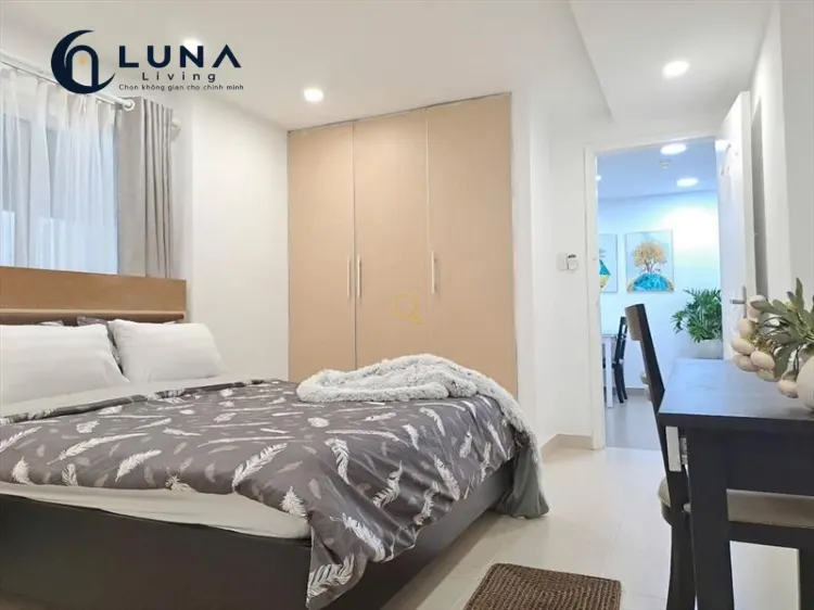 CĂN HỘ DỊCH VỤ FULL NỘI THẤT CÓ CỬA SỔ