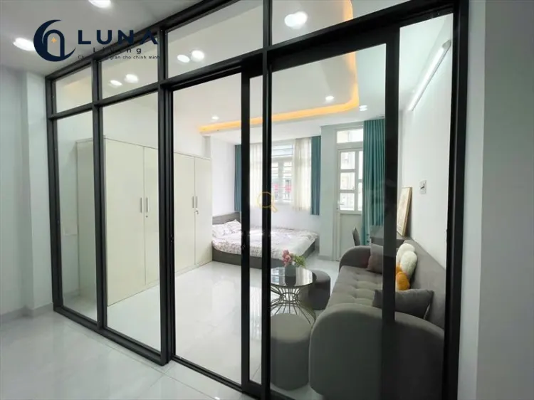 CĂN HỘ DỊCH VỤ FULL NỘI THẤT MÁY GIẶT RIÊNG CÓ BAN CÔNG