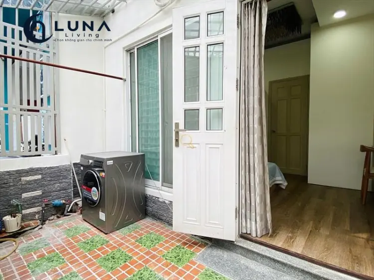 CĂN HỘ DỊCH VỤ FULL NỘI THẤT MÁY GIẶT RIÊNG CÓ BAN CÔNG