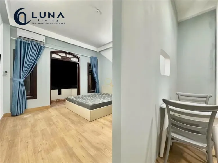CĂN HỘ DỊCH VỤ FULL NỘI THẤT CÓ BAN CÔNG