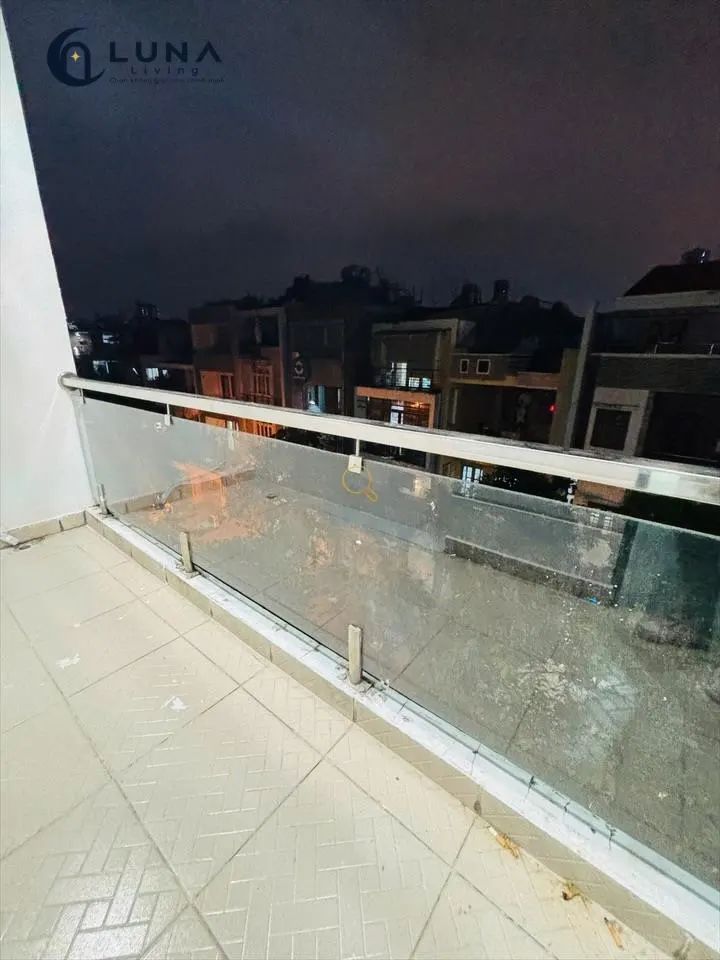 CĂN HỘ DỊCH VỤ FULL NỘI THẤT MÁY GIẶT RIÊNG CÓ BAN CÔNG