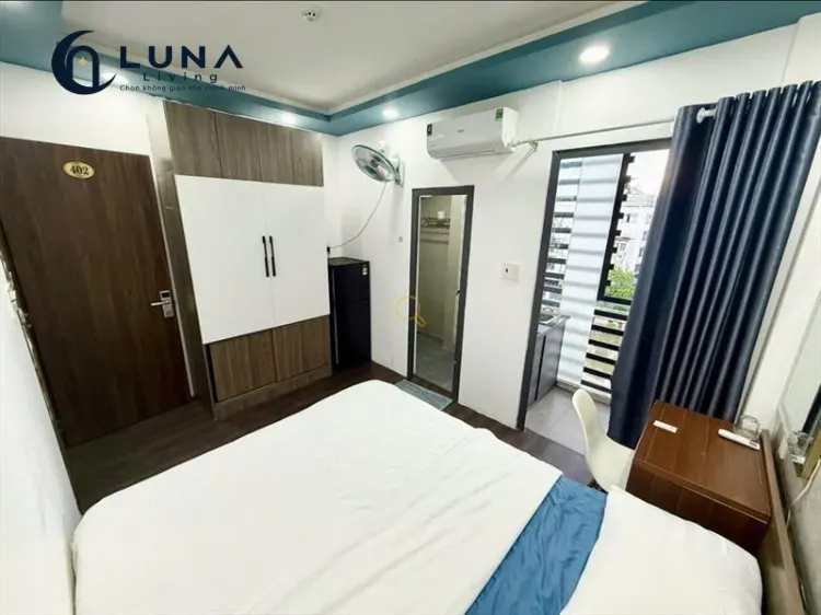 PHÒNG FULL NỘI THẤT CÓ BAN CÔNG