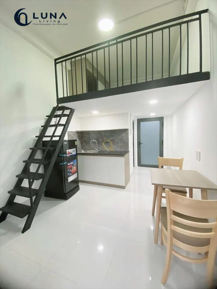 PHÒNG FULL NỘI THẤT CÓ BAN CÔNG