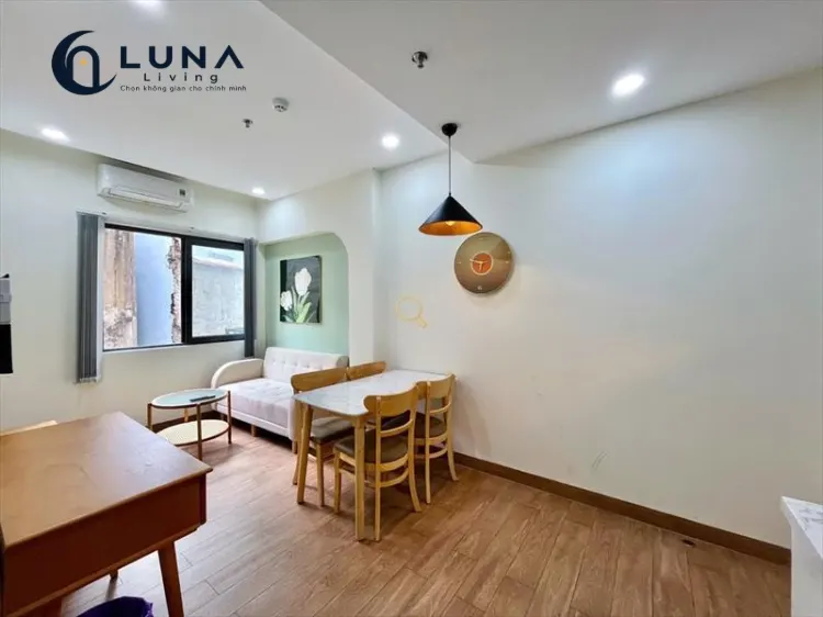 CĂN HỘ DỊCH VỤ FULL NỘI THẤT CÓ CỬA SỔ