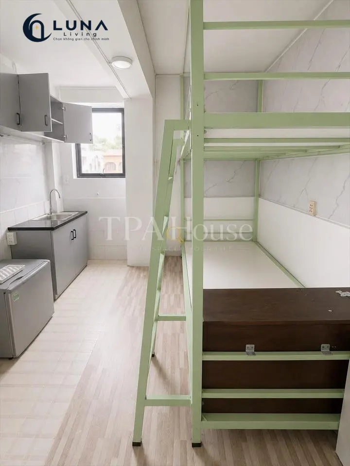 PHÒNG FULL NỘI THẤT CÓ CỬA SỔ