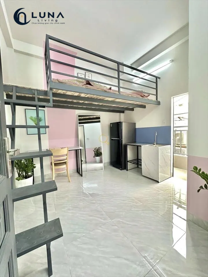 PHÒNG FULL NỘI THẤT CÓ BAN CÔNG