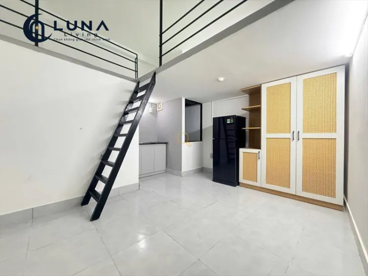 PHÒNG FULL NỘI THẤT CÓ CỬA SỔ