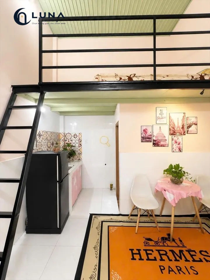 PHÒNG FULL NỘI THẤT CÓ CỬA SỔ