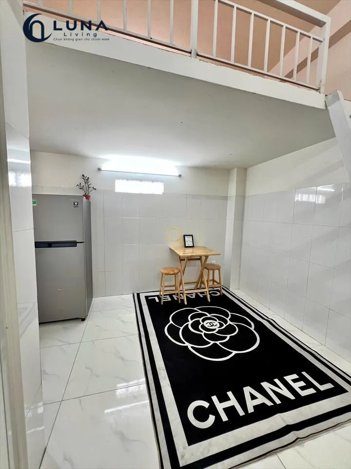 PHÒNG FULL NỘI THẤT CÓ CỬA SỔ