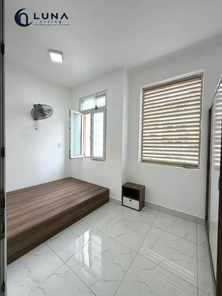 CĂN HỘ DỊCH VỤ FULL NỘI THẤT CÓ CỬA SỔ