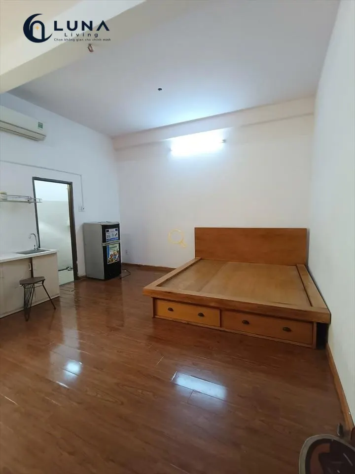 PHÒNG FULL NỘI THẤT CÓ CỬA SỔ